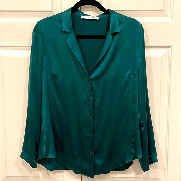 Amanda Uprichard deep green silk button up blouse size Medium - Picture 2 of 9